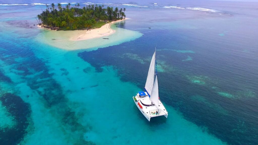 Sailing in San Blas